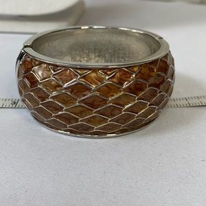 Reptile pattern bronze brown enameled clamper bracelet
